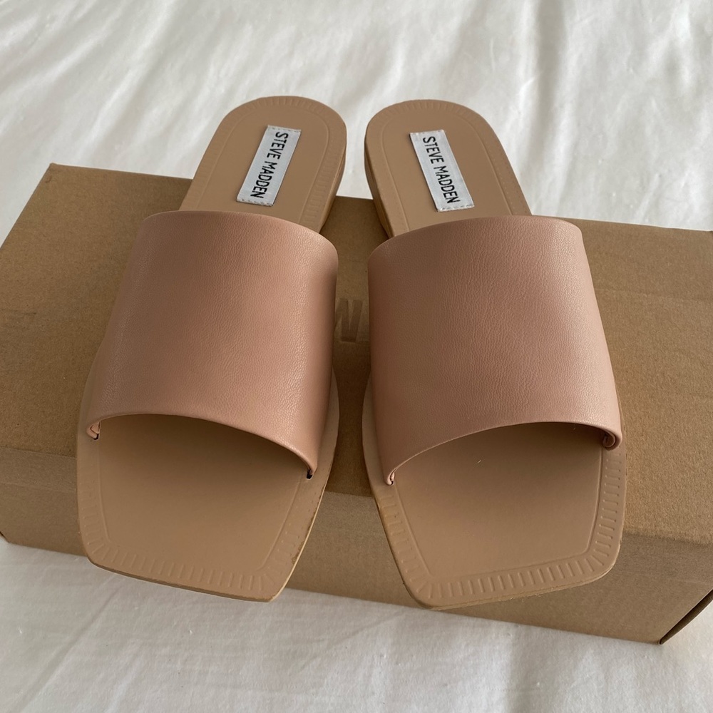 Steve Madden Nixi Nude Sandal (Size 7.0)